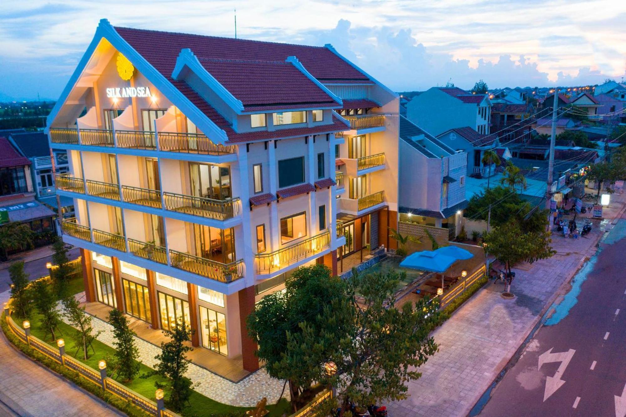 Silk And Sea Hotel Tan Thanh Esterno foto